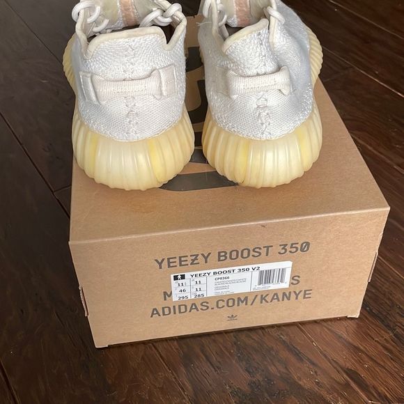 Yeezys boost 350 from stock x - Picture 4 of 4